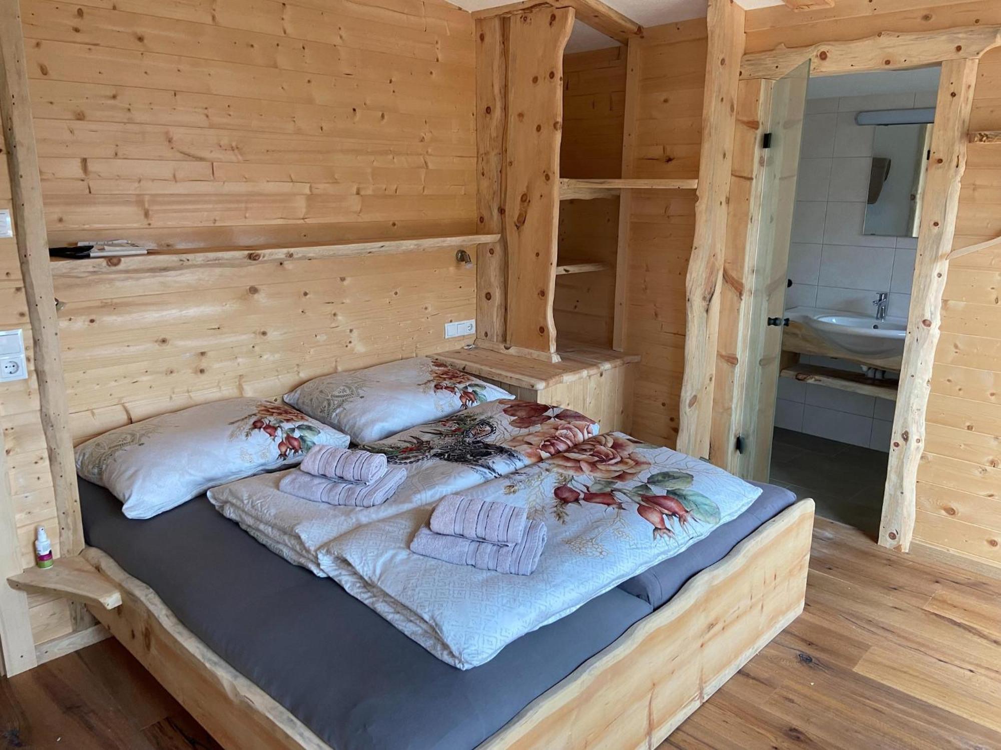 New Holiday Home On The Alm With Terrace And Balcony Zellberg Esterno foto