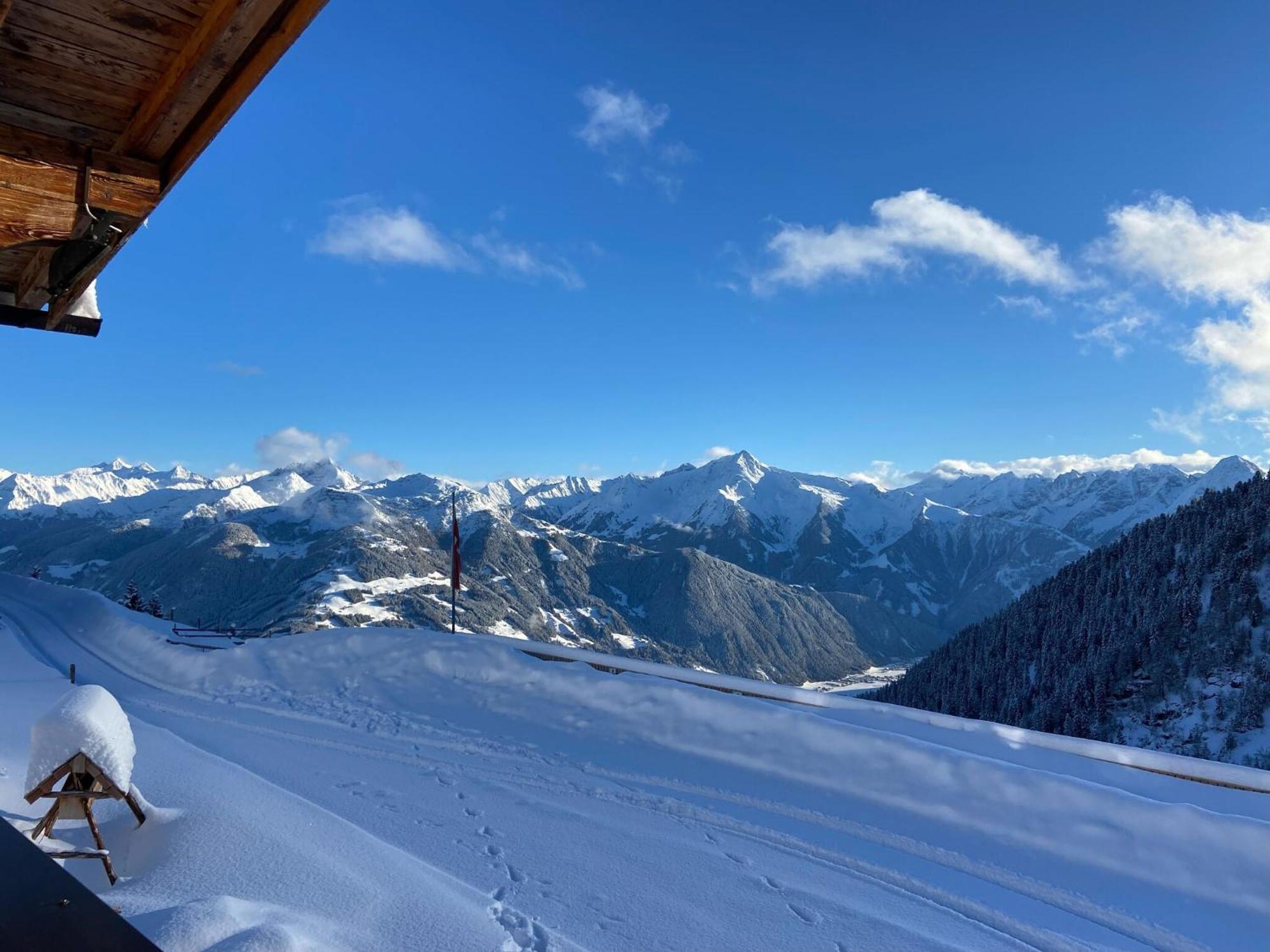 New Holiday Home On The Alm With Terrace And Balcony Zellberg Esterno foto